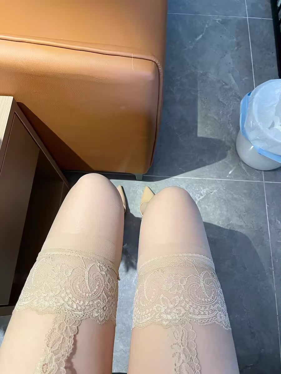 天气晴娇妻被操后又发情足控诱惑