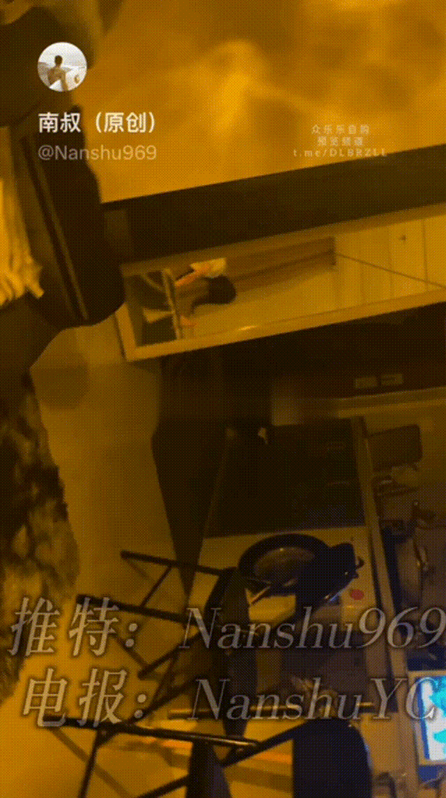 99年北京JK博士生女大，深喉口交，后入翘臀，女上位骑乘，无套內射