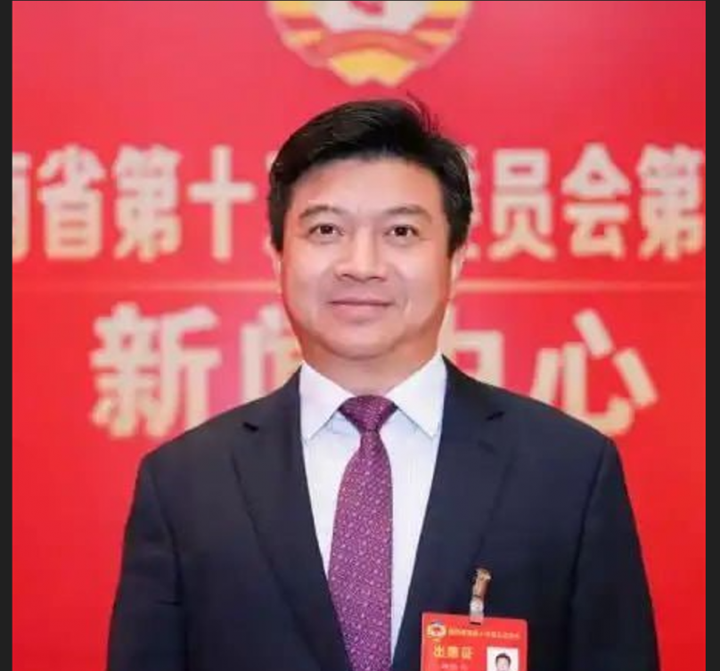 湖南机场集团董事长邱继兴 厅级干部被下套性侵女孩 酒局现场视频泄密