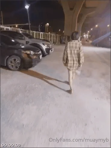 【你的淫荡姨妈】泰国轻熟人妻型巨乳网黄御姐「Muaymyb」露脸大尺度私拍 风骚露出男女通吃多穴满足