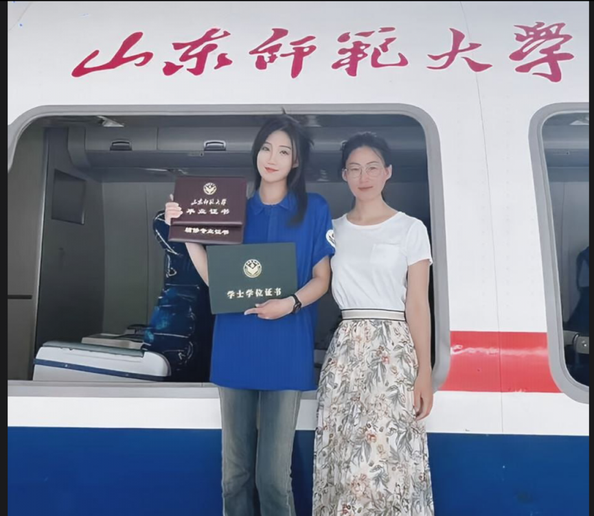 有钱真的可以为所欲为！山东师范大学空乘专业女神 孙凤娇 被金主爸爸包养 女仆装诱惑配合土豪随意玩弄！