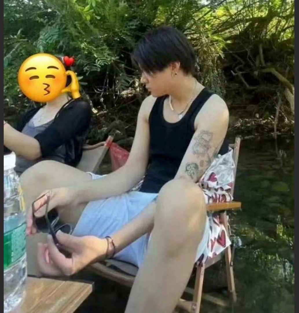 湖南歌手 石凯 塌房 出轨PUA女友 隐藏订婚史约炮女粉 网暴前任致其心理崩溃 录音约炮视频曝光实锤