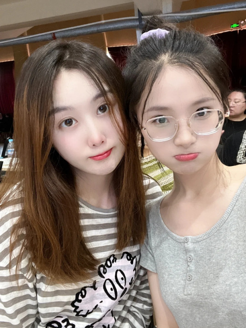 ❤️美美的反差小母狗❤️外表清纯小仙女！温柔反差小骚货 调教露出肛塞尾巴束缚 紧致粉嫩小穴湿粘淫汁