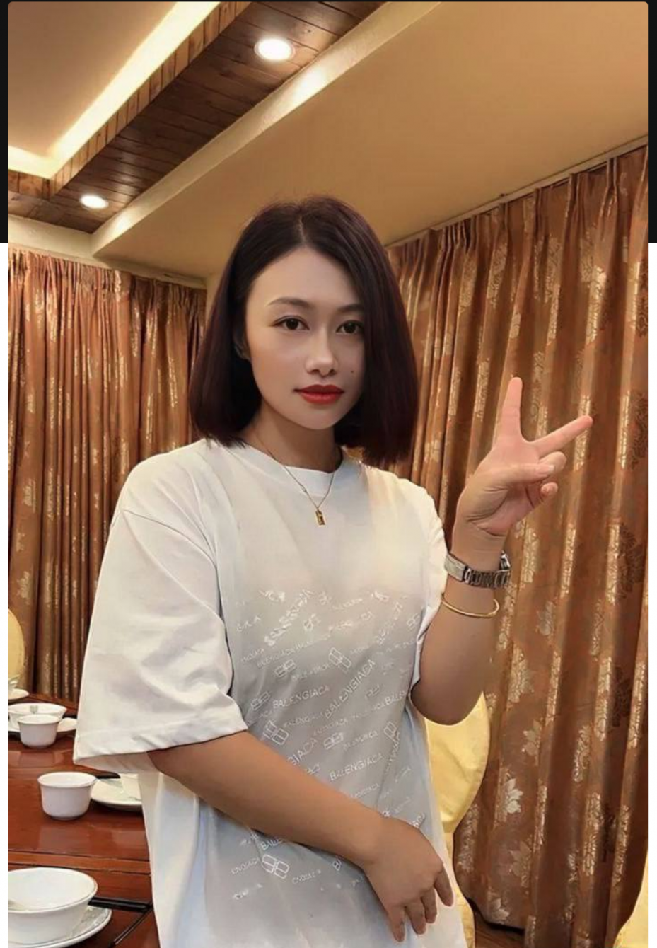 北京小学教师熟女偷情:酒店约炮 口交自摸,40岁骚妇后入高潮不断淫水超多~