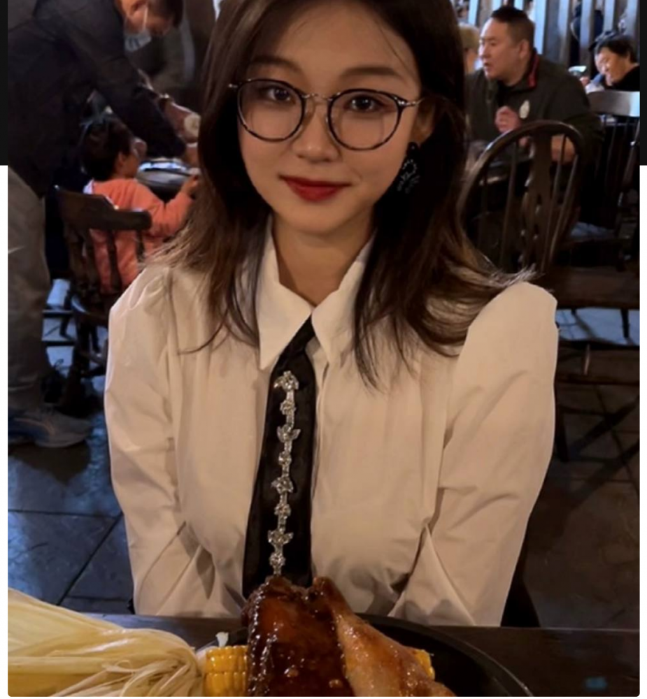 浙江温州医科大学 19岁大一女生王羽佳黑料曝光:反差私生活惊人 初仲破处 大学群交被调教