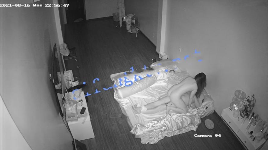 黑客破解家庭网络摄像头 高颜值少妇被朋友认出曝光生活照 偷拍记录婚后幸福的性生活