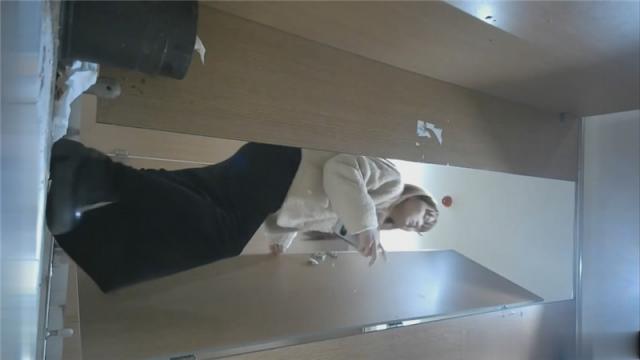 夜店女厕全景偷拍几位大长腿美女❤️各种极品美鲍鱼