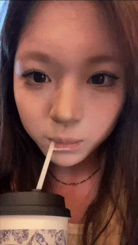 记录各种反差发骚日常，少妇学生妹，良家收割机，完美露脸，推荐