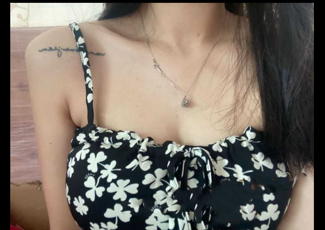 湖南农业大学母狗王弈晴 被曝出私下反差 外出约炮泄欲 被人无套爆操拍下视频!