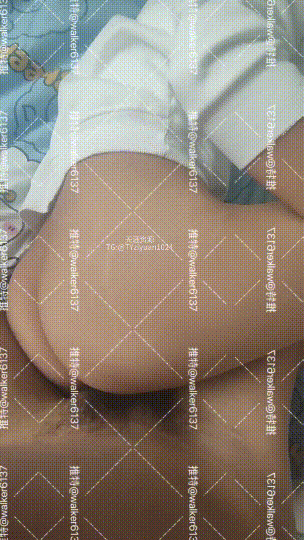 520人妻竟然在这个特殊的日子里，背着老公出来让别人操，还装深情