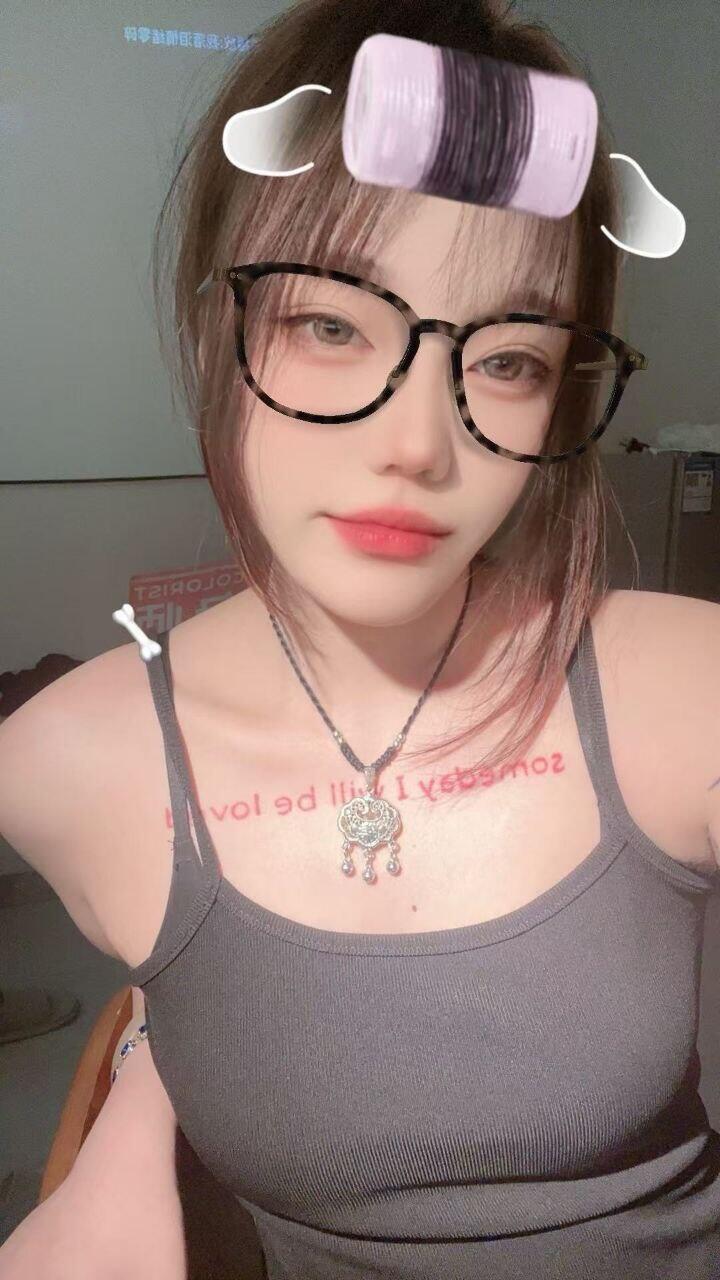 端午大战满背符文精神小妹,换上汉服致敬端午