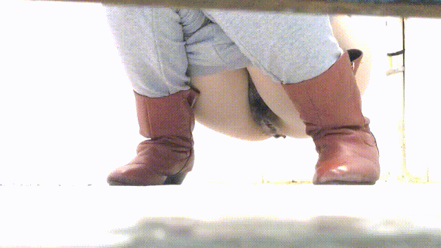 大神潜入商城多个楼层女厕偷拍多位美少妇各种极品鲍鱼