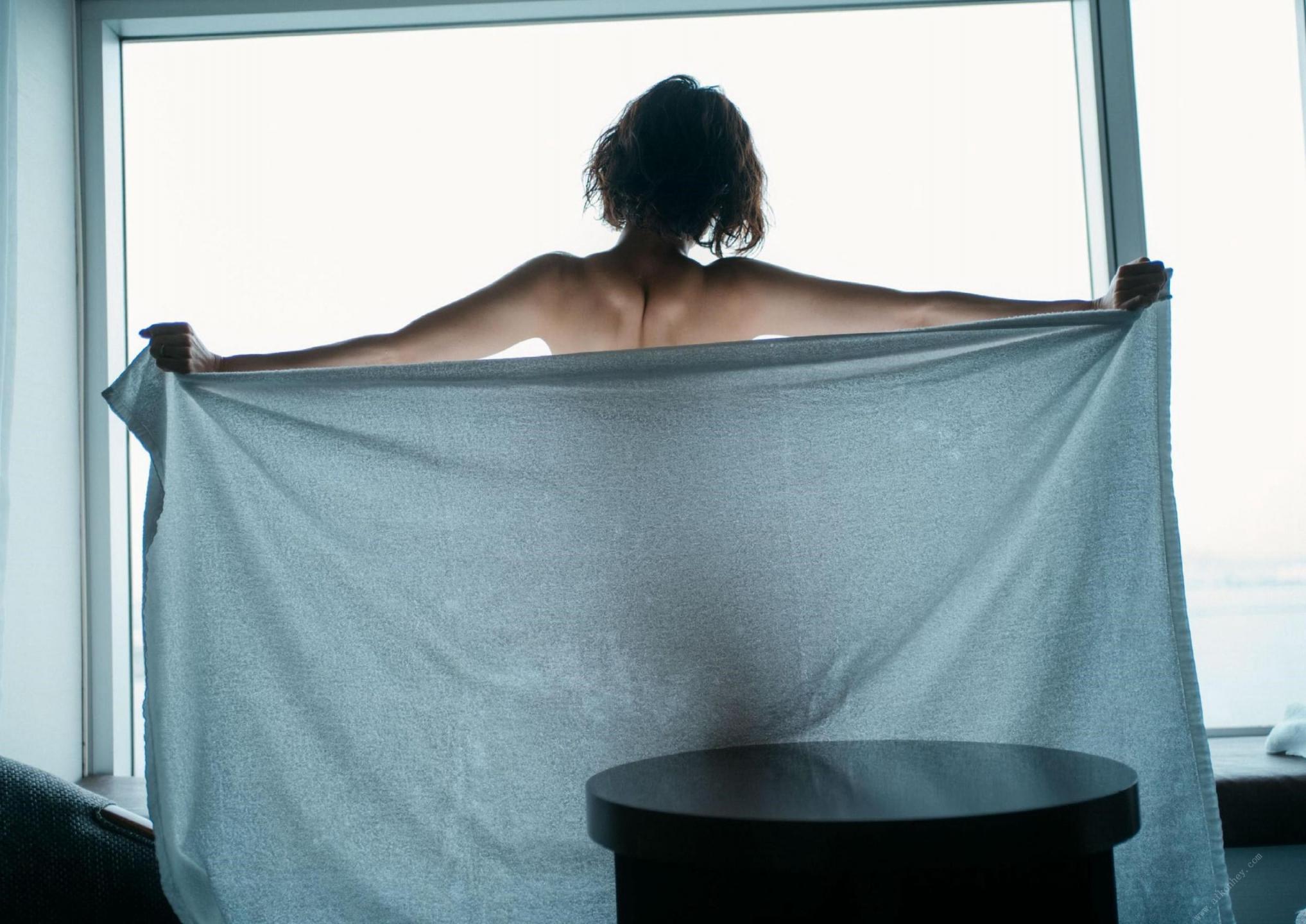 AV女优下海价码爆跌！日本风俗市场崩落，樱花妹集体「海外卖淫」