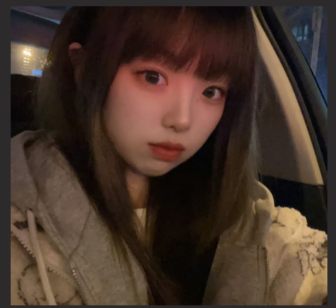 研究生 张馨予 考研跟老师搞到一起 跟考研老师在一起之后，与休息室偷情，被男友爆出