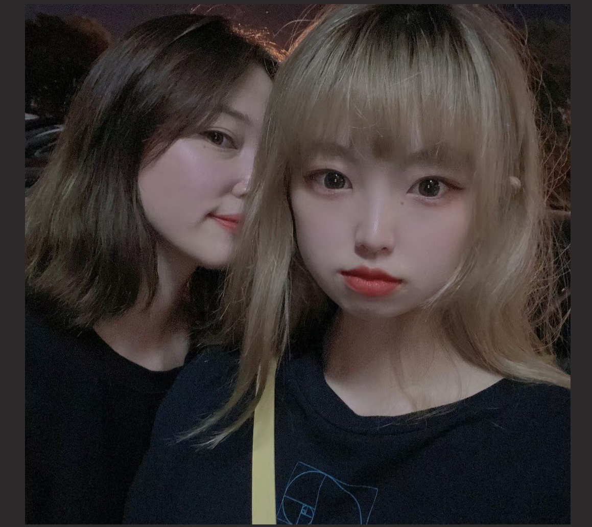 研究生 张馨予 考研跟老师搞到一起 跟考研老师在一起之后，与休息室偷情，被男友爆出