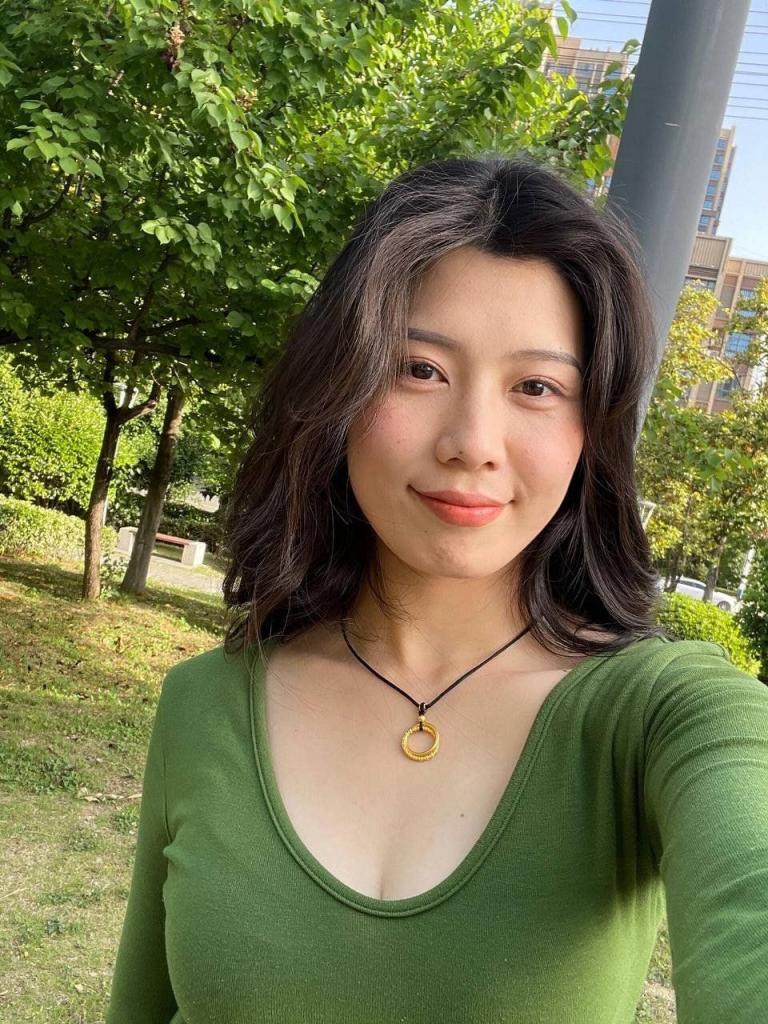 张嘴含住的是欲望