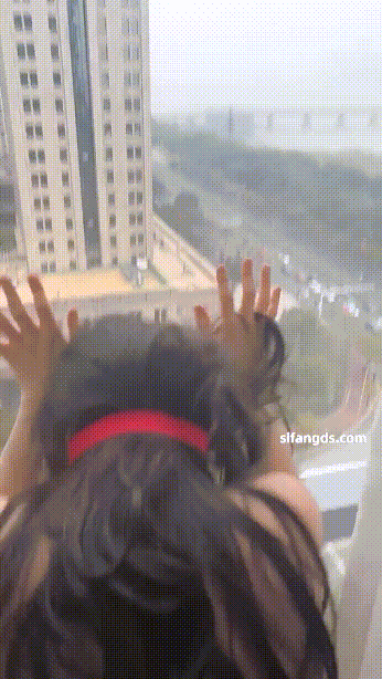 【新档】千人斩约炮大神『一杆钢枪』最新福利✅约啪多位女神视频，软萌乖巧的小妹妹被操的叫爸爸