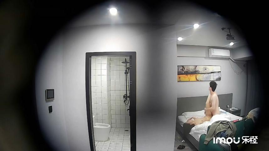 乐橙酒店摄像头高清偷拍❤️颜值年轻情侣开房连续干了几炮妹子中途给男友按摩提升战斗力无水印原版