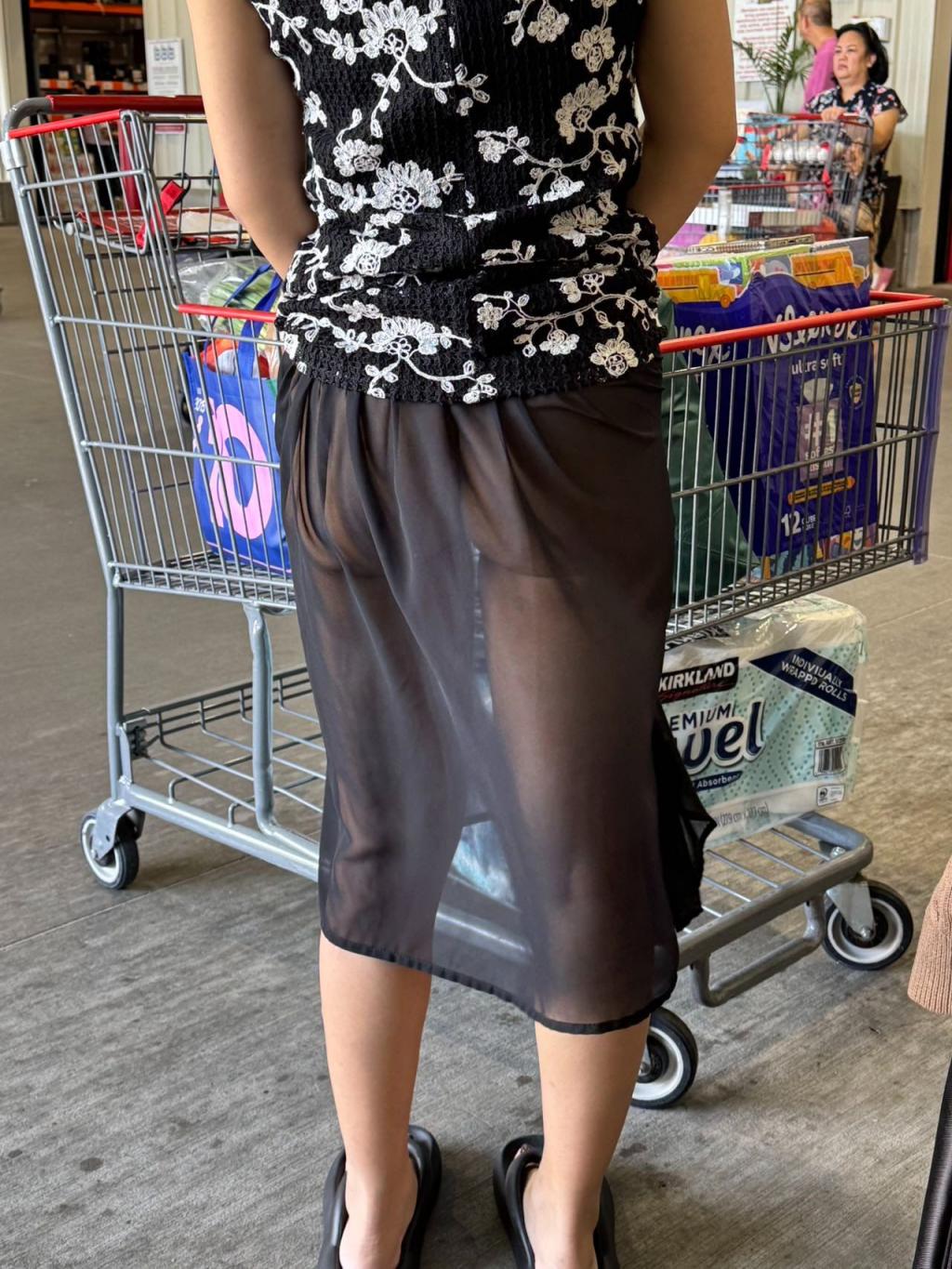 刚出浴的美少妇，让人怦然心动