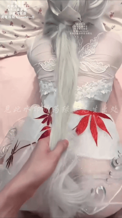 中了淫毒的宁红夜,需要肉棒在小穴内射精液才能解毒~ 没有什么人用过的小穴,紧致的狠