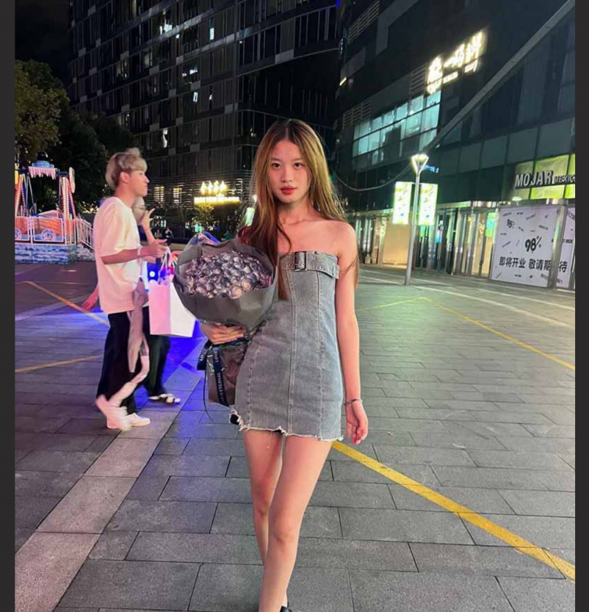 湖南衡阳大学大三学生妹 程芊芊 被金主爸爸包养各种姿势性爱视频流出 绝美女神沦为淫荡小母狗