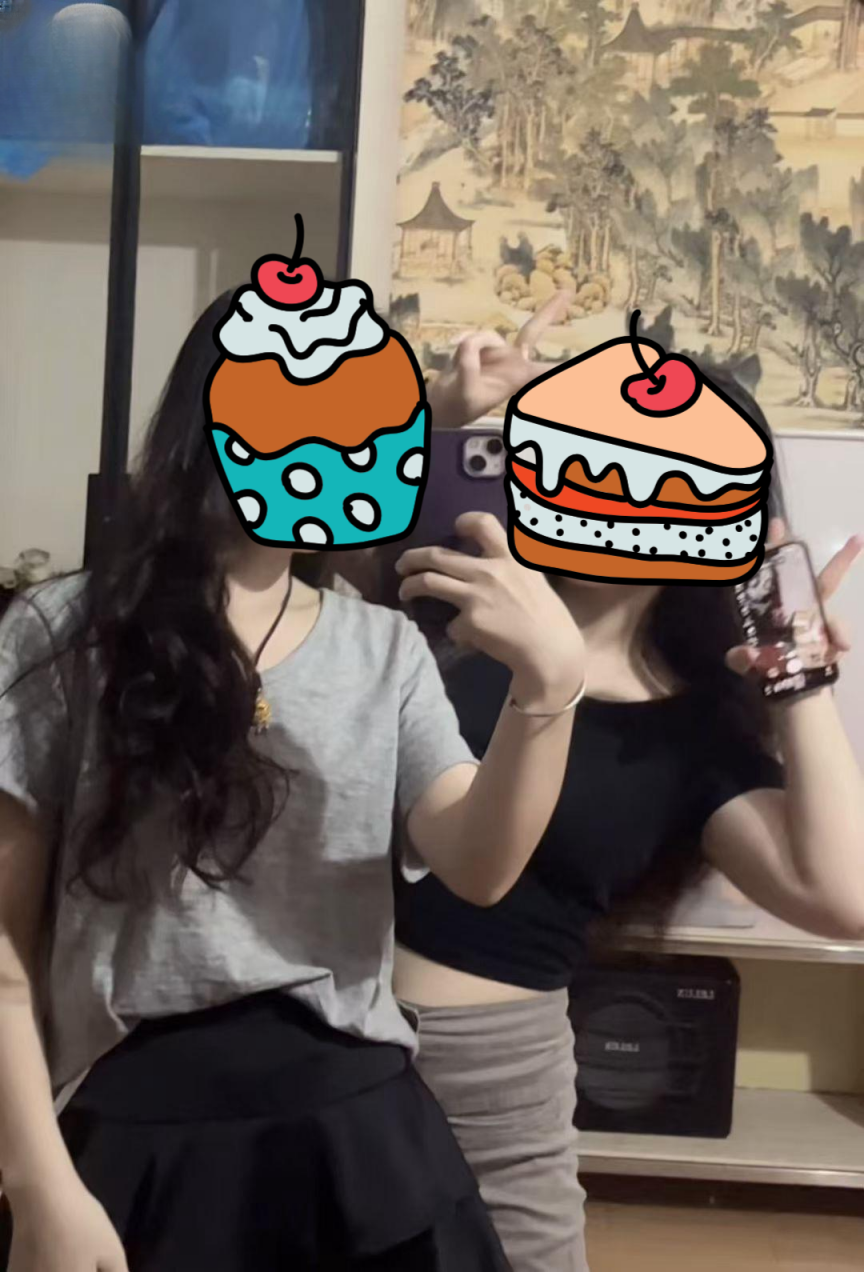 国庆节偷拍妹妹洗澡,忍不住偷偷打个胶