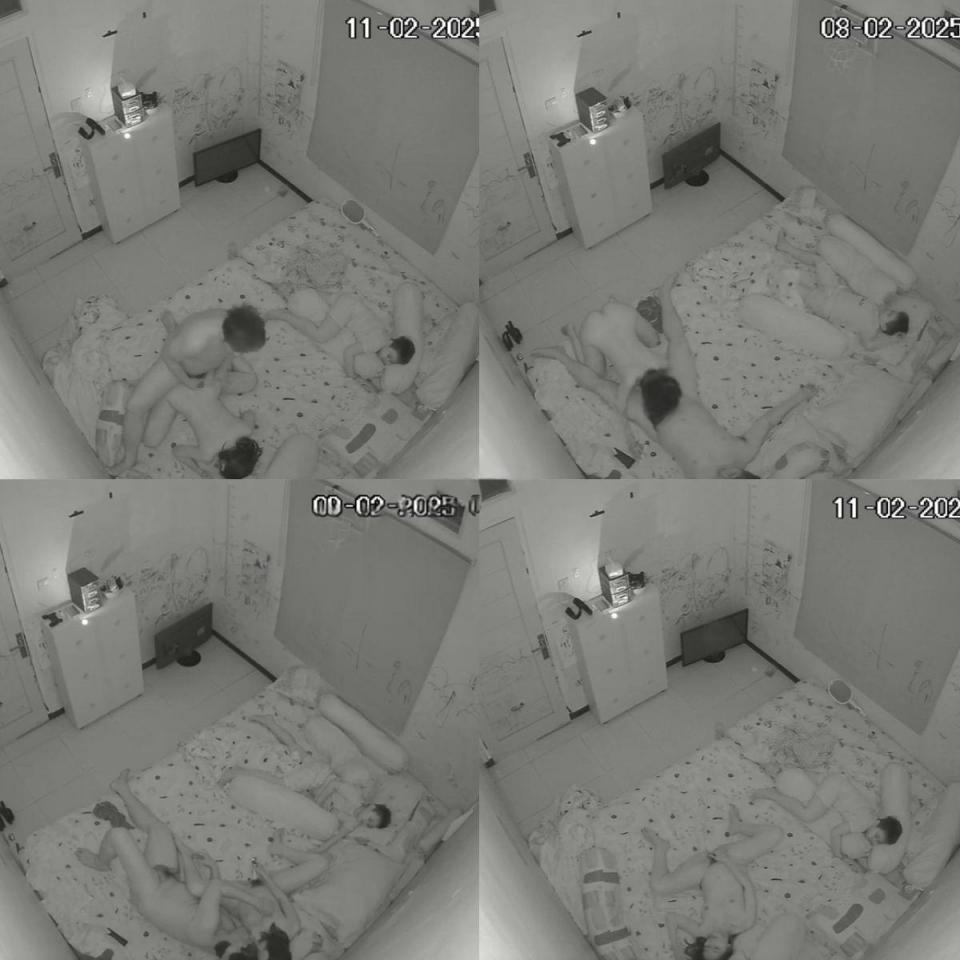 黑客破解家庭网络摄象头愉拍❤️极品夫妻 的日常性生活每次啪啪都需要道具插逼自慰热身再开干