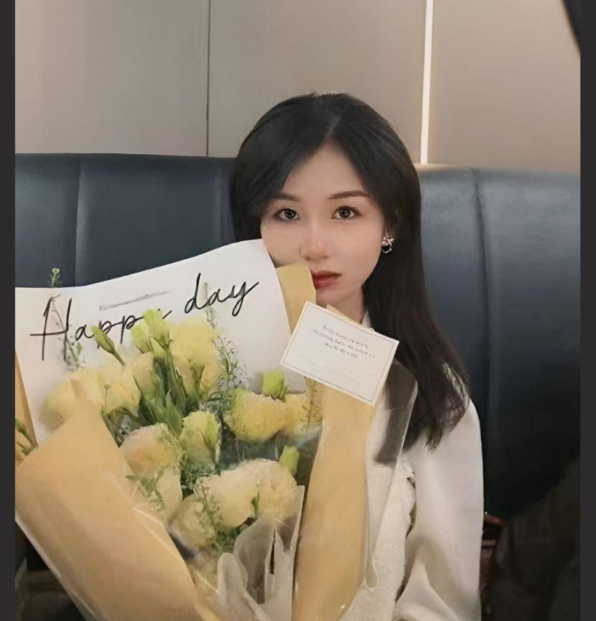 洛阳正仁教育集团已婚人妻 昌梦甜 喜爱约炮和穿丝袜 醉酒被领导带去酒店各种玩弄