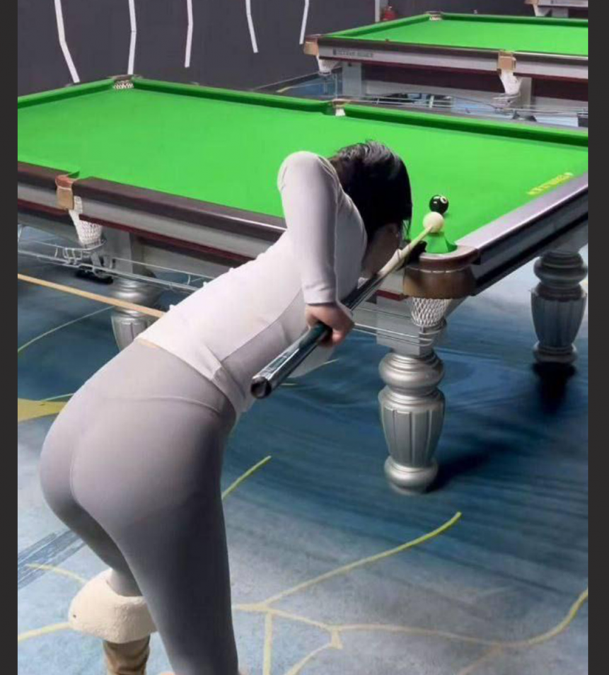 南昌大学招聘台球助教 海报尺度大胆引发热议 难道是学生妹刚走出校园就下海出卖肉体