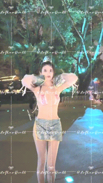 顶级白富美反差女神⚡户外大胆露出挑战,表面是大家高攀不上的白富美女神,私下其实是一只求草的骚婊母狗