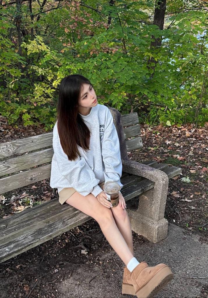 肌肉佬情系巨乳娘，两颗红蕾千人尝