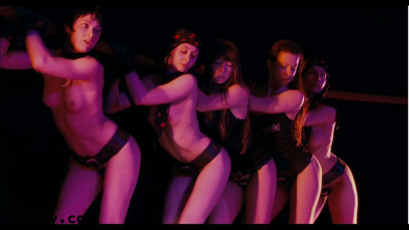 臀山腿海、赤裸香艳，疯马秀记录片、经典表演视频大揭秘!