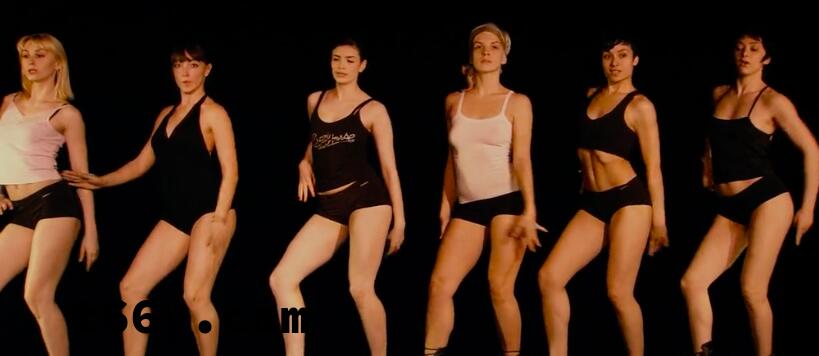 臀山腿海、赤裸香艳，疯马秀记录片、经典表演视频大揭秘!