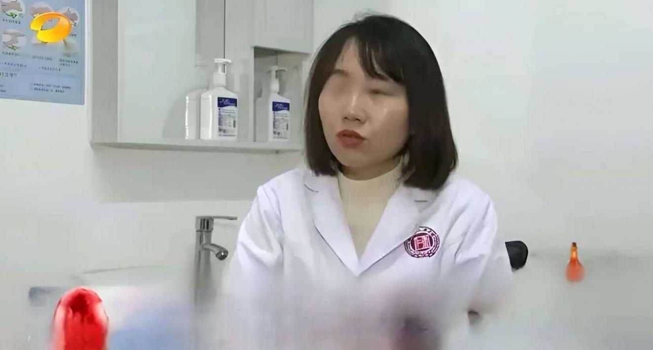 吃瓜！传闻说湖南人民医院副院长和眼科女主任爆出桃色不雅视频
