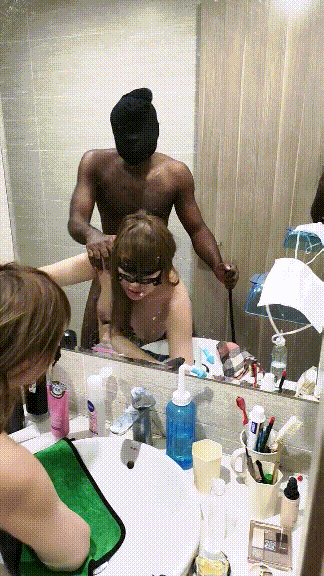 超级媚黑人妻,河南阿姨的痛苦3P开肛淫趴,被2个黑鬼玩肏蹂躏