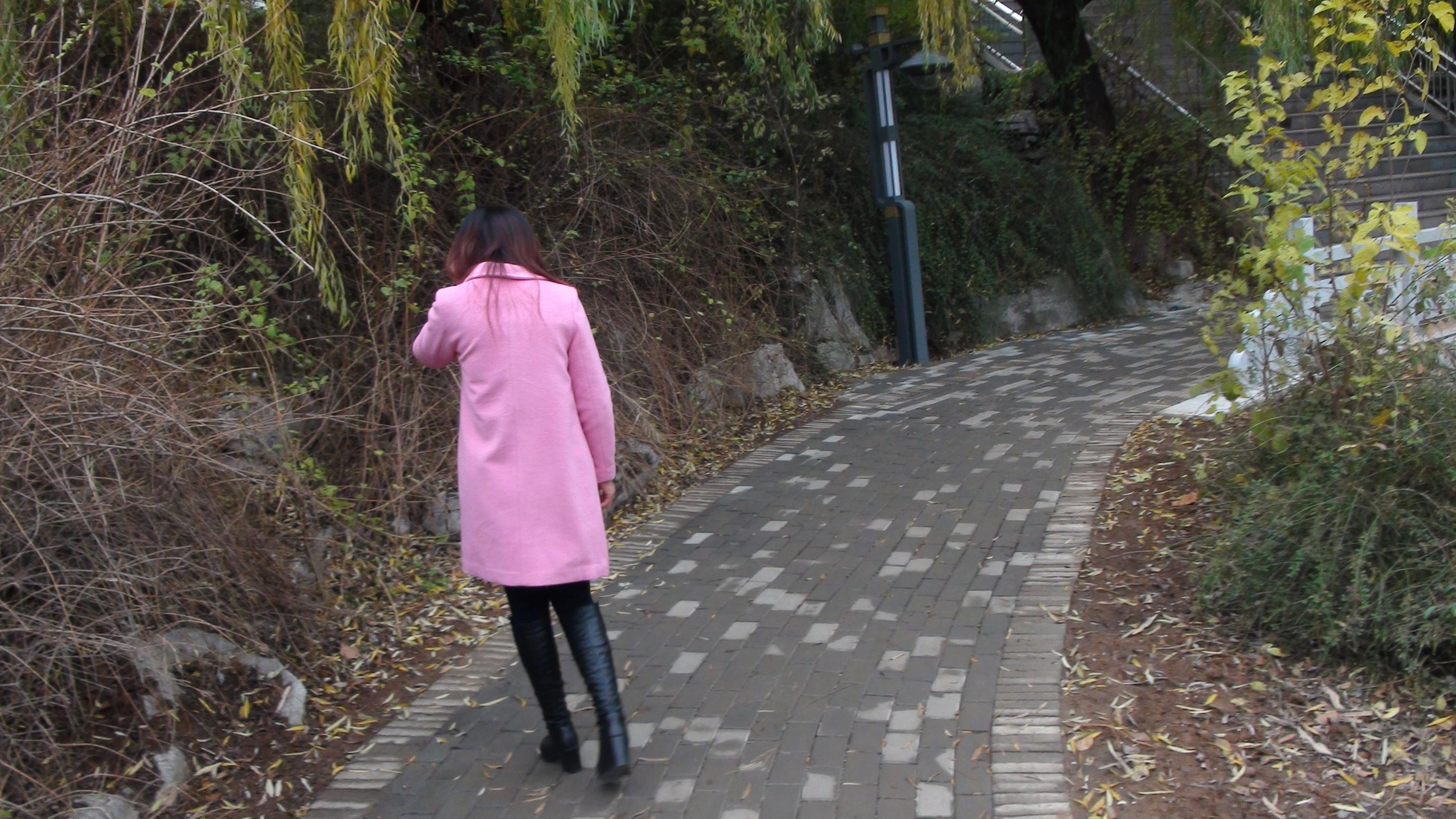 中年男人：你惦记外面的女人，却不知道老婆已经被彻底开发