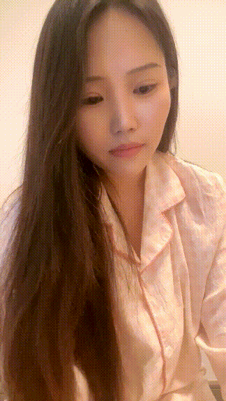 G奶美女白嫩大咪咪【月亮北北】脸穴同框道具自慰喷水，无毛饱满的私密处太诱惑了