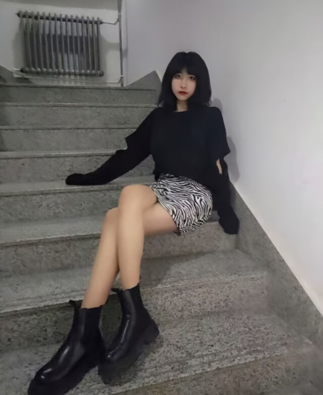 带小娇妻体验单男的带来的快感  娇妻在单男的胯下不断被征服