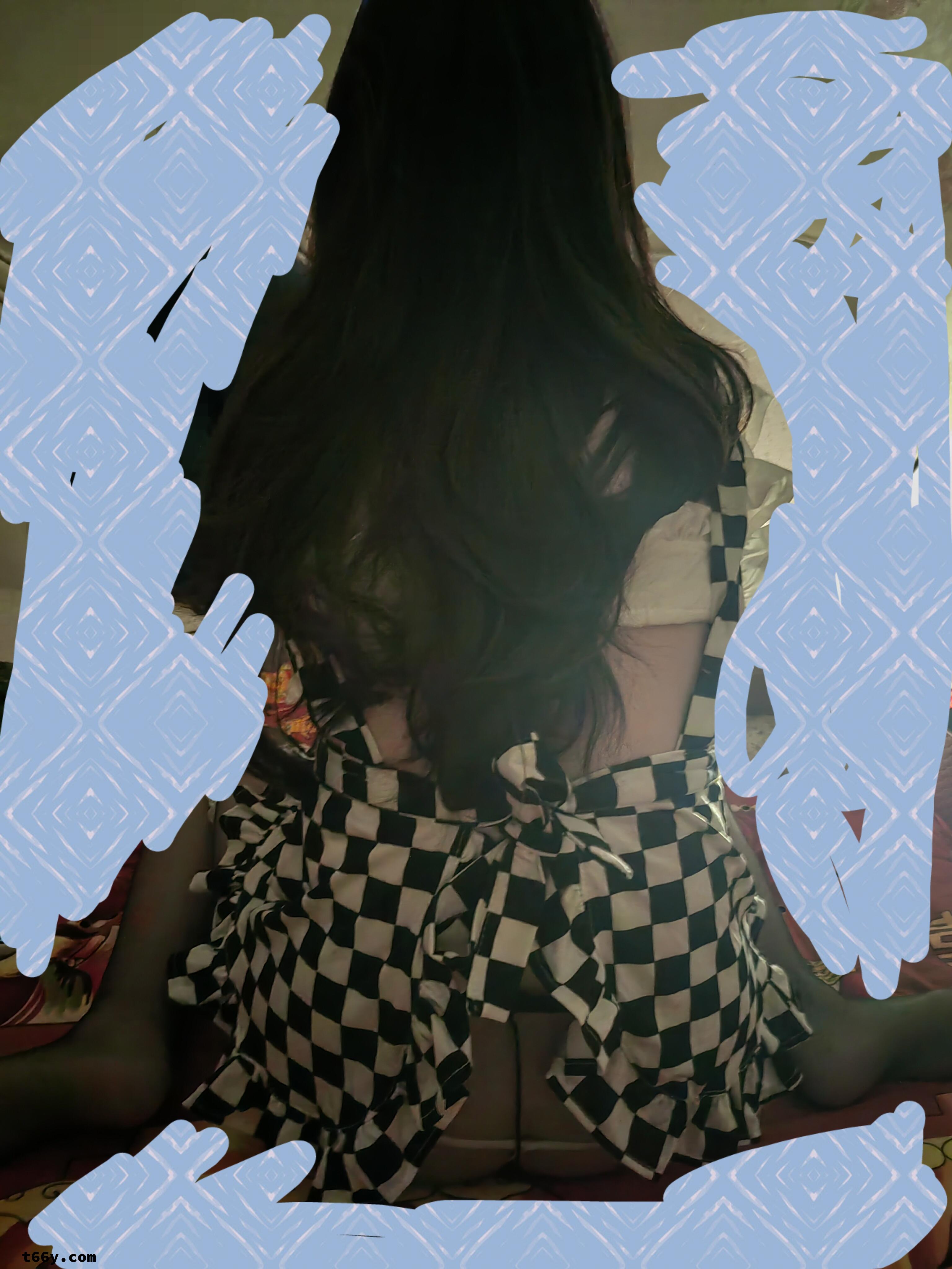 妹子首次阴蒂喷水，93年川妹子，待调教