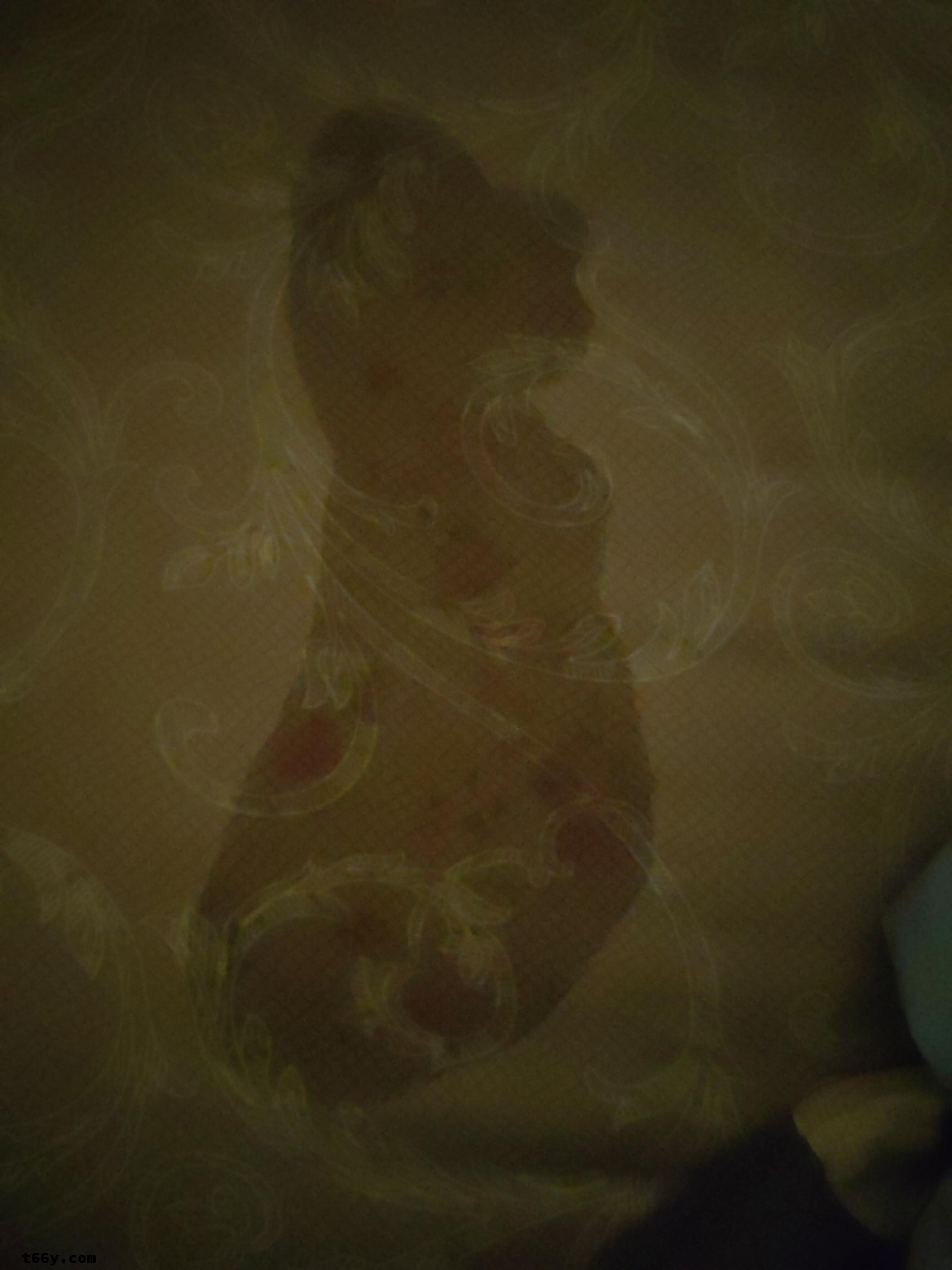 妹子首次阴蒂喷水，93年川妹子，待调教