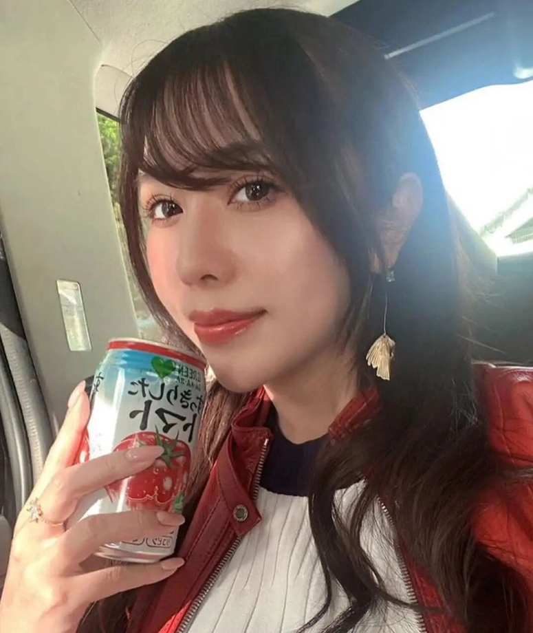 时光的胶片在2025定格——那些悄然转身的“光影传奇”｜AV女优退役盘点特辑