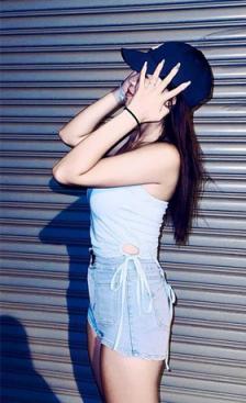 极品大眼正妹❤️柠檬❤️被男友曝光不雅视频_露脸口交与好兄弟3P轮操！