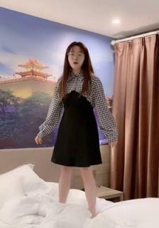 阜阳乡村网红赵小娜酒店激情做爱翻车 针孔视频流出炸翻全网 完整版视频独家曝光 画面尺度让人喷鼻血！