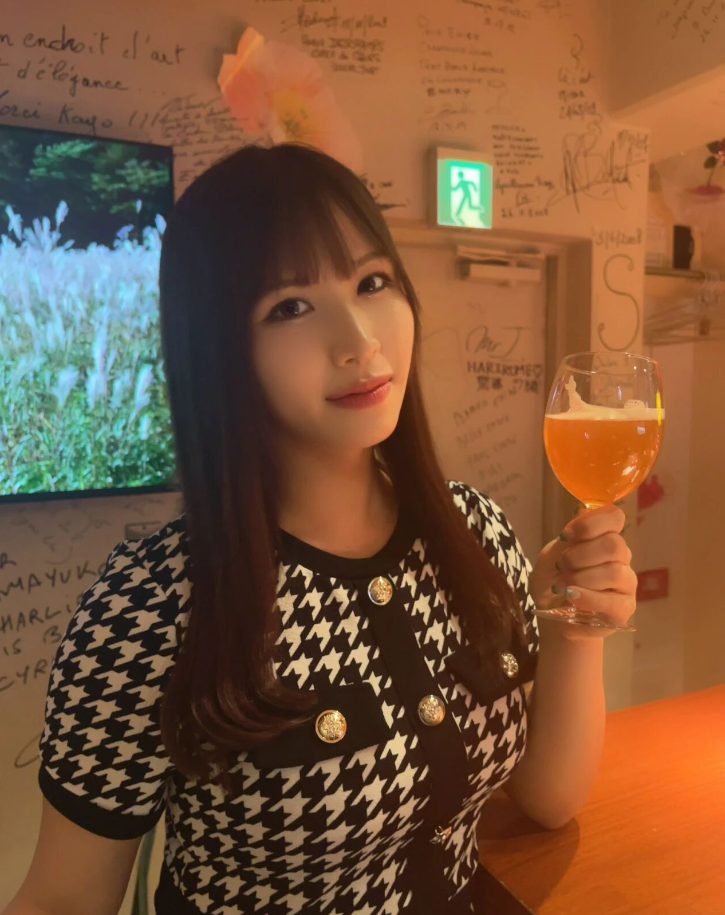 时光的胶片在2025定格——那些悄然转身的“光影传奇”｜AV女优退役盘点特辑