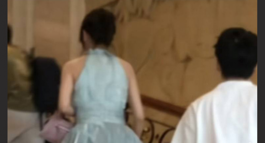 百万粉网易第五人格女主持 潇潇 恋爱期出轨电竞冠军487 脚踏两船逛街酒店性爱视频流出