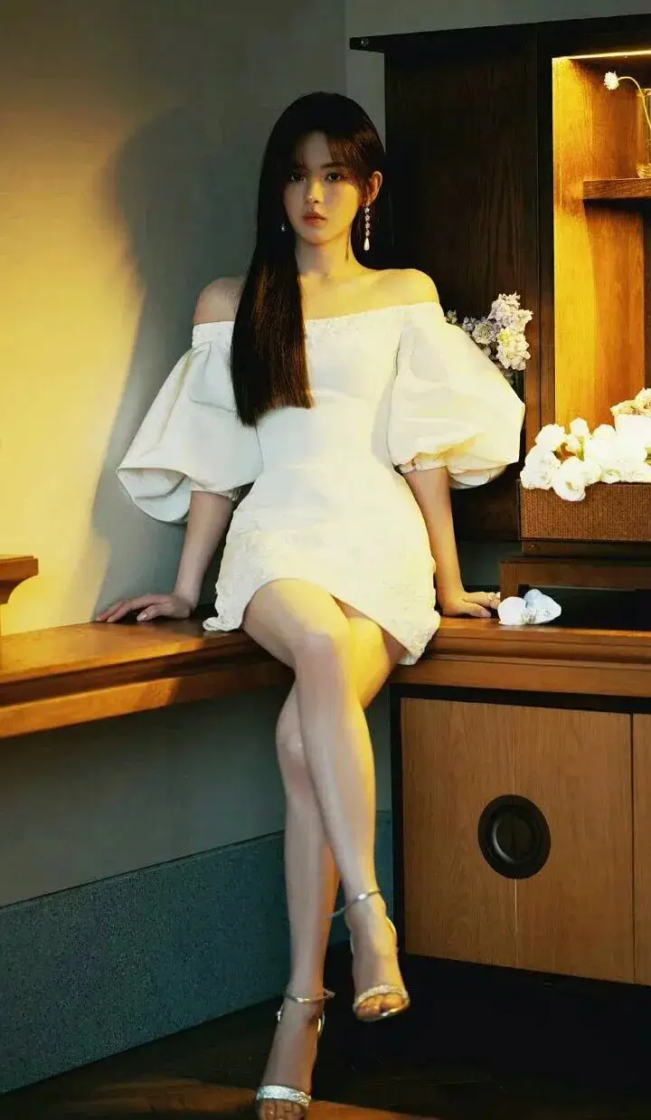 杨超越，好奶好白好嫩，真的超有料！