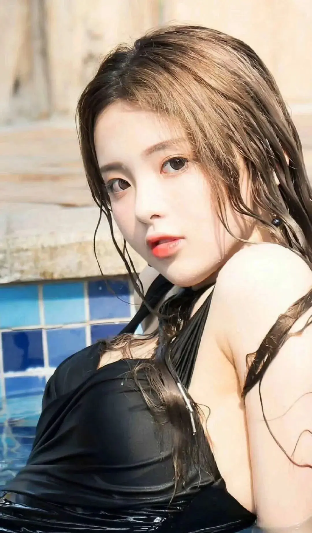 杨超越，好奶好白好嫩，真的超有料！