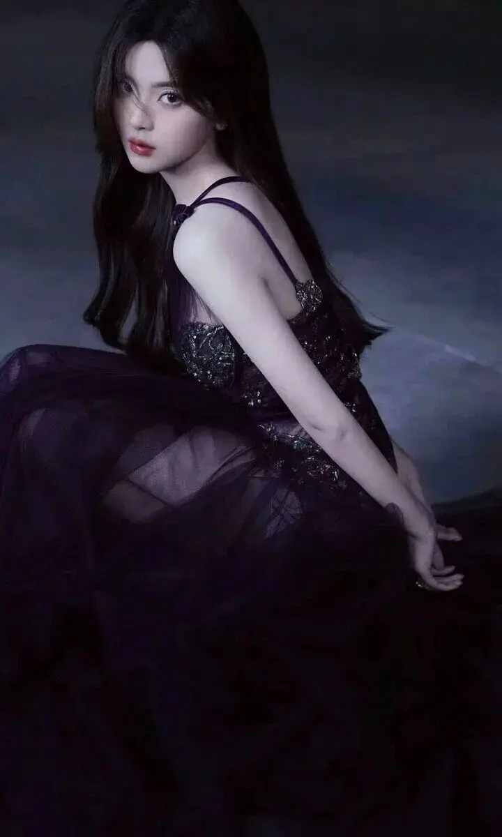 杨超越，好奶好白好嫩，真的超有料！