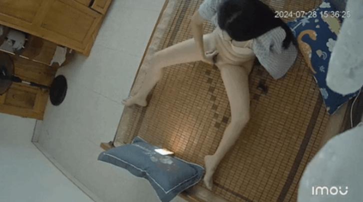 【破解摄象头】稀缺摄象头 自慰合集 把自己玩高潮了