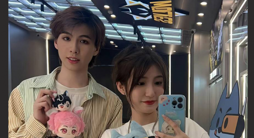 百万粉网易第五人格女主持 潇潇 恋爱期出轨电竞冠军487 脚踏两船逛街酒店性爱视频流出